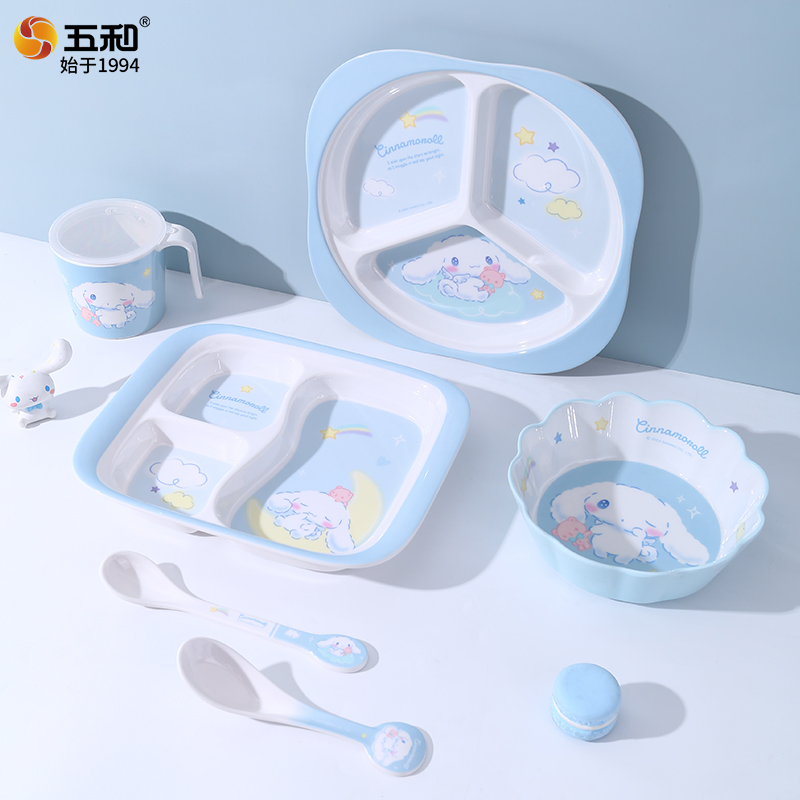 Baby Food Eating - Zestaw naczyń Sanrio: miseczka, spodek, kubek,