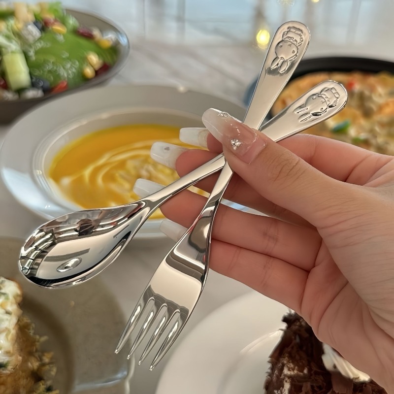 Kreskówkowa, urocza łyżeczka d – Baby Food Eating recenzja i cena